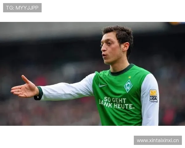 杨昊训练室单独吃饭，旁边全是五百万年薪队友，这差距还能忍？